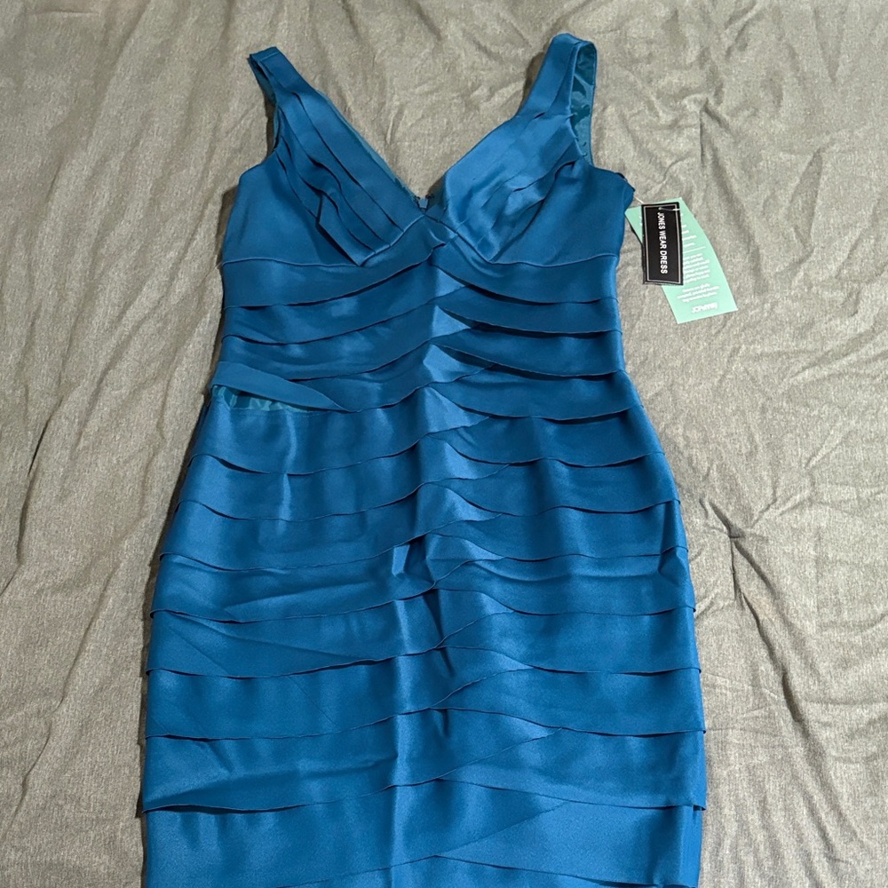 Jones Wear Blue Layered Midi Dress
